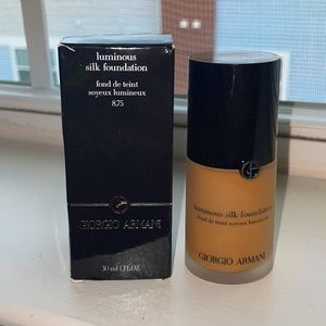 Giorgio Armani Silk Foundation